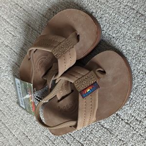 NWT Kids Rainbow Sandals Dark Brown Size 5/6